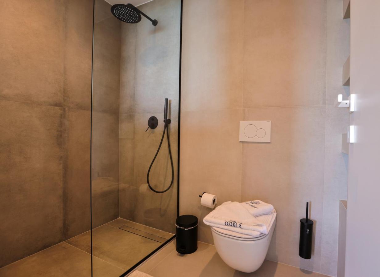La Mer Bleue Boutique Suite Vrahati Extérieur photo