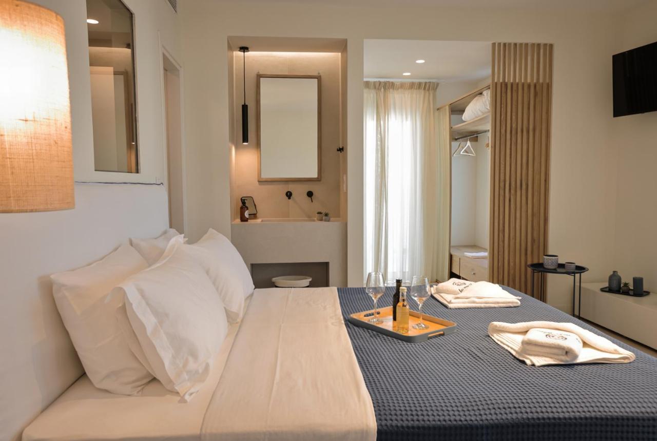 La Mer Bleue Boutique Suite Vrahati Extérieur photo